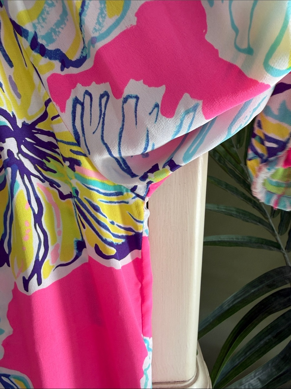 Lilly Pulitzer Elsa Hot Pink Multicolor Floral top XS - Picture 4 of 10